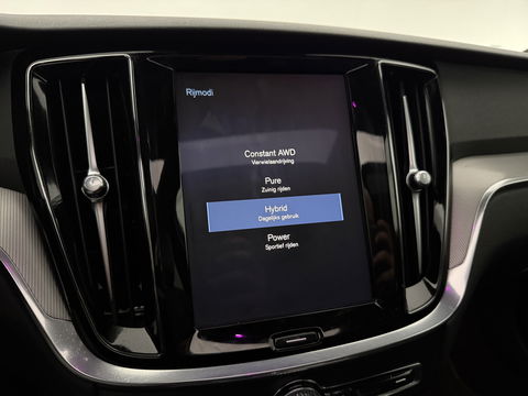 Volvo V60 2.0 T6 Twin Engine AWD 340PK R-Design | Pano | Memory | HuD | Sfeer | Massage | 360° | Trekh. | Stoel/Stuur verwarmd
