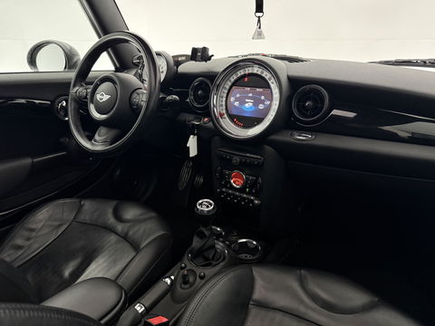 MINI Clubman 1.6 Cooper Hampton | Pano | H/K | Cruise | Navi | Stoelverw. | Parkeersens.