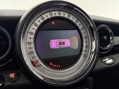 MINI Clubman 1.6 Cooper Hampton | Pano | H/K | Cruise | Navi | Stoelverw. | Parkeersens.