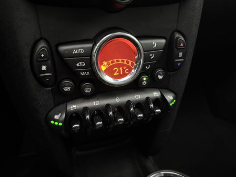 MINI Clubman 1.6 Cooper Hampton | Pano | H/K | Cruise | Navi | Stoelverw. | Parkeersens.