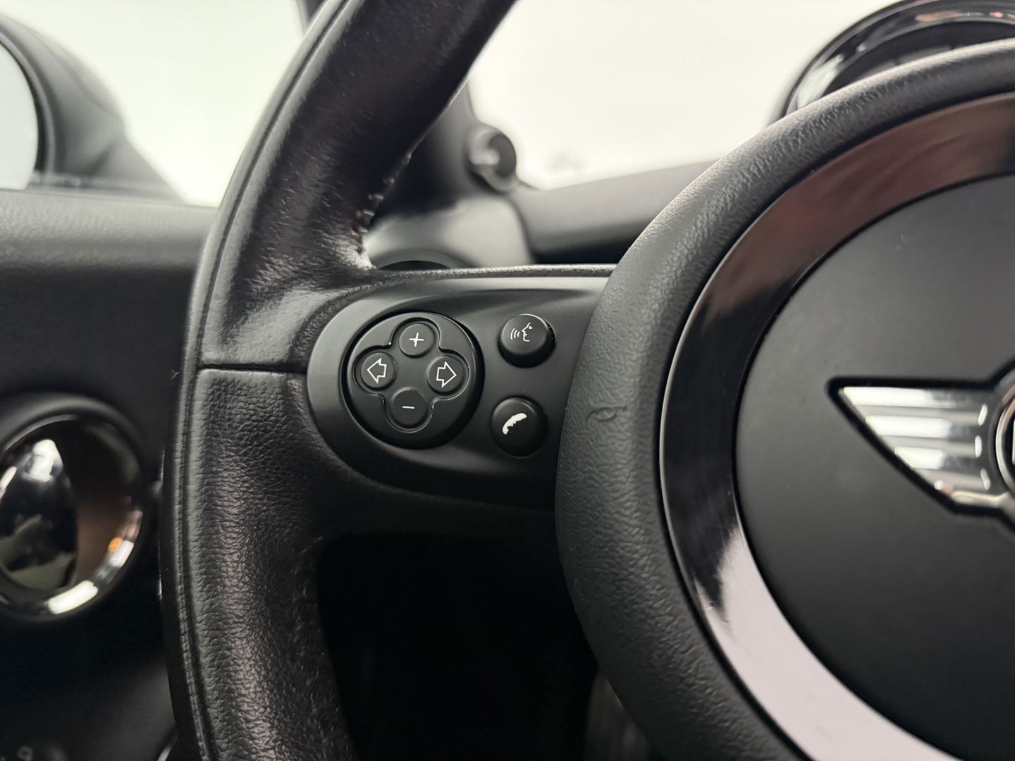 MINI Clubman 1.6 Cooper Hampton | Pano | H/K | Cruise | Navi | Stoelverw. | Parkeersens.