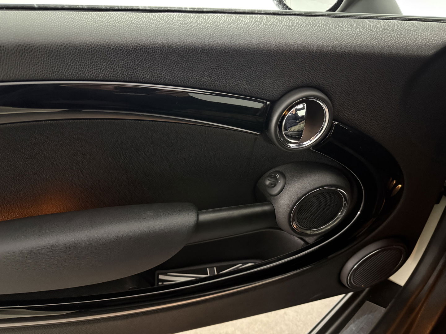 MINI Clubman 1.6 Cooper Hampton | Pano | H/K | Cruise | Navi | Stoelverw. | Parkeersens.