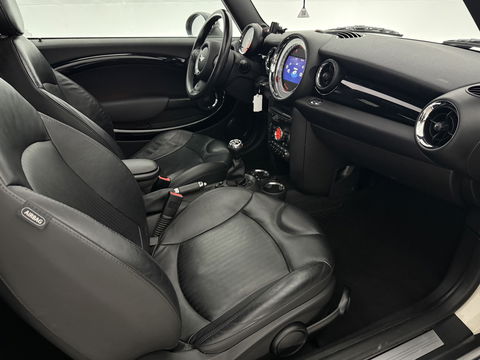 MINI Clubman 1.6 Cooper Hampton | Pano | H/K | Cruise | Navi | Stoelverw. | Parkeersens.