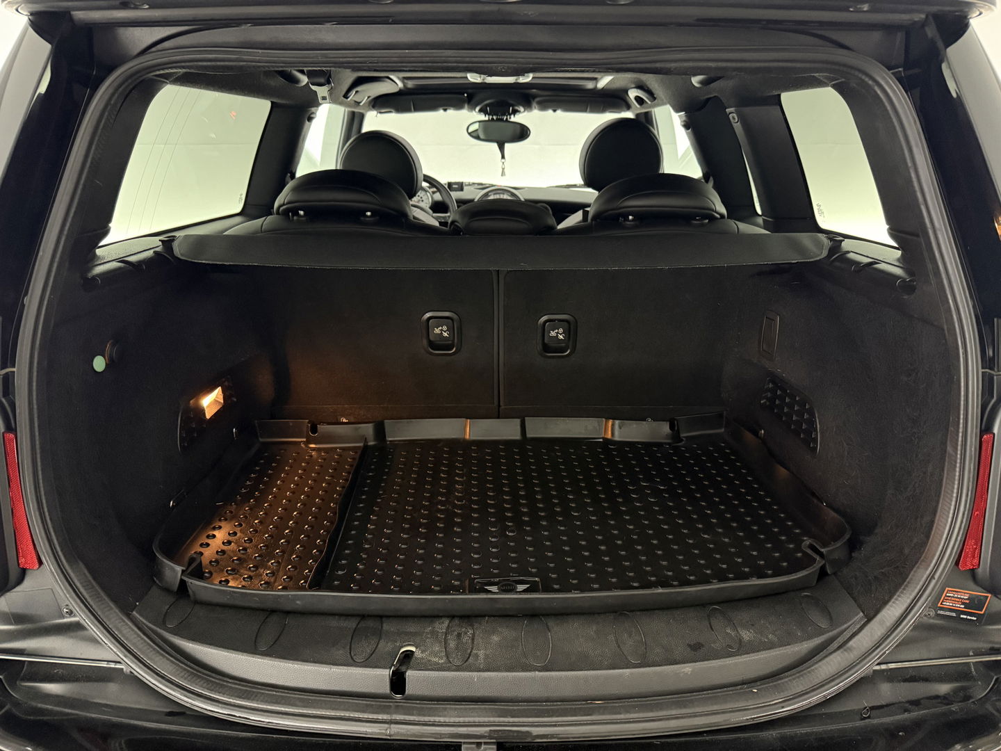 MINI Clubman 1.6 Cooper Hampton | Pano | H/K | Cruise | Navi | Stoelverw. | Parkeersens.