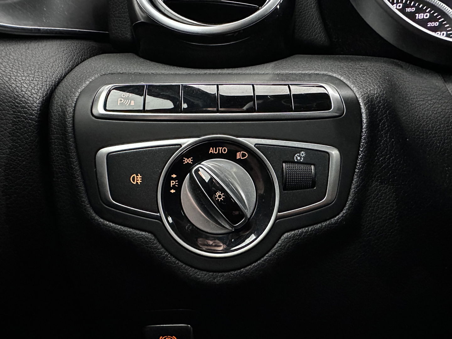 Mercedes-Benz C-Klasse Estate 350 e Lease Edition Plug-In Aut. *LEATHER-FABRIC | FULL-LED | AIRMATIC | NAVI-FULLMAP | CAMERA | HEATED-SPORTSEATS  | ECC | PDC | CRUISE | KEYLESS | AMBIENT-LIGHT | SHIFT-PADDLES | 17''ALU*