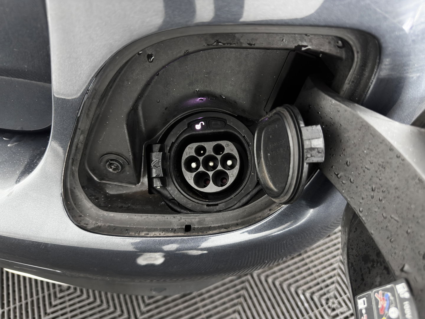 Mercedes-Benz C-Klasse Estate 350 e Lease Edition Plug-In Aut. *LEATHER-FABRIC | FULL-LED | AIRMATIC | NAVI-FULLMAP | CAMERA | HEATED-SPORTSEATS  | ECC | PDC | CRUISE | KEYLESS | AMBIENT-LIGHT | SHIFT-PADDLES | 17''ALU*