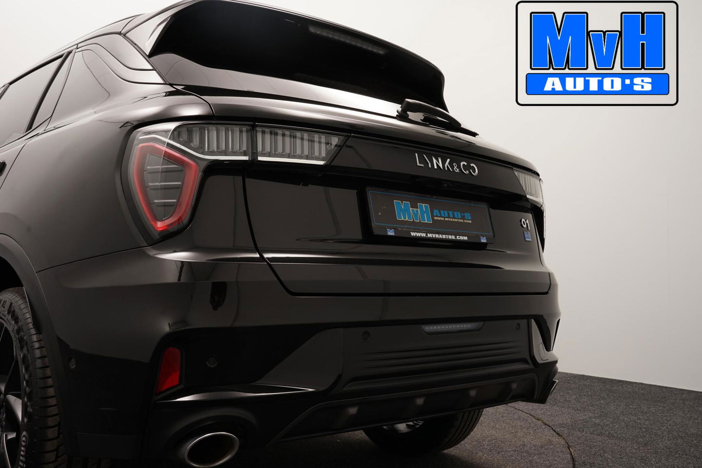 Lynk & Co 01 1.5 Plug-in Hybride|FULL BLACK XXL|360°CAM|NAP