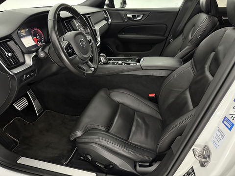Volvo V60 2.0 T8 Twin Engine AWD 392PK R-Design | Pano | H/K | Massage | Virtual | Memory | Camera | Carplay | Stoelverw./Koeling | LED