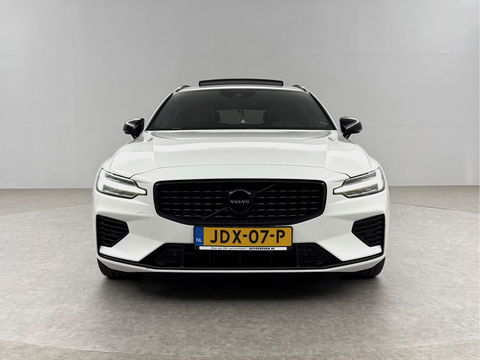 Volvo V60 2.0 T8 Twin Engine AWD 392PK R-Design | Pano | H/K | Massage | Virtual | Memory | Camera | Carplay | Stoelverw./Koeling | LED