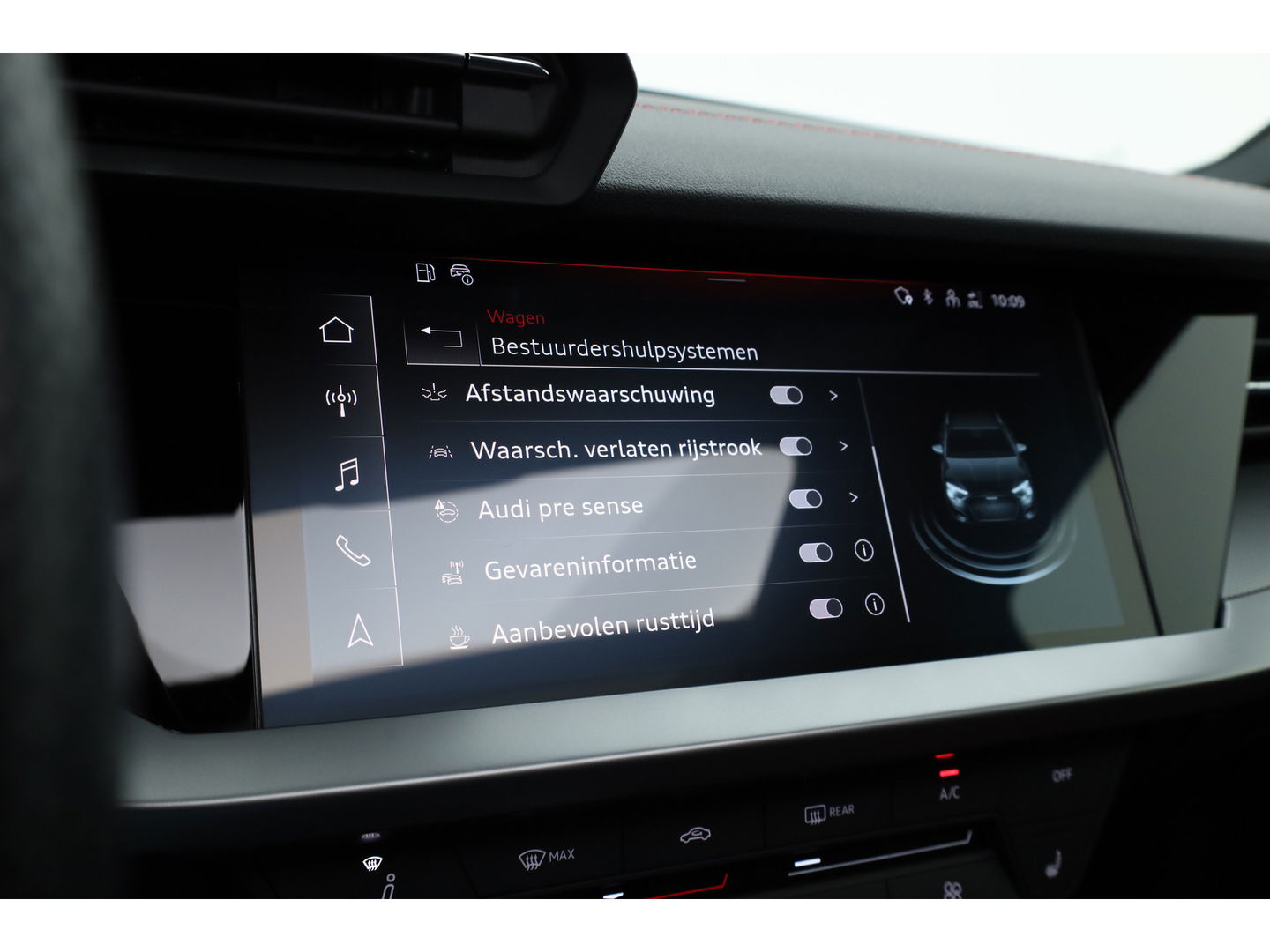 Audi A3 Sportback 35 TFSI | Pano | Afn. Trekhaak | Sportstoelen | Apple CarPlay | Stoelverw. | Camera | 17"