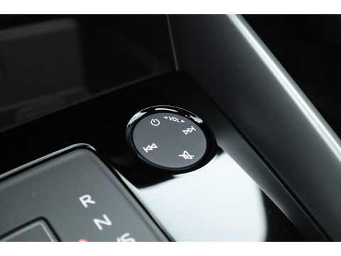Audi A3 Sportback 35 TFSI | Pano | Afn. Trekhaak | Sportstoelen | Apple CarPlay | Stoelverw. | Camera | 17"