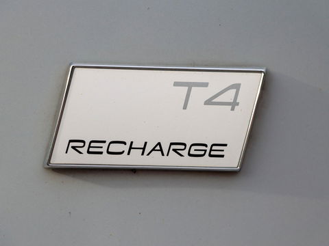 Volvo XC40 T4 Recharge R-Design 211PK Leder/Alcantara Camera ACC TwoTone lak