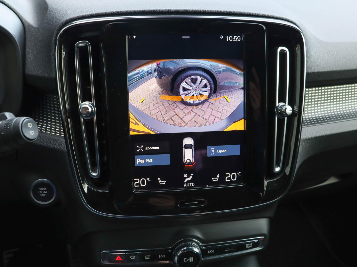 Volvo XC40 T4 Recharge R-Design 211PK Leder/Alcantara Camera ACC TwoTone lak