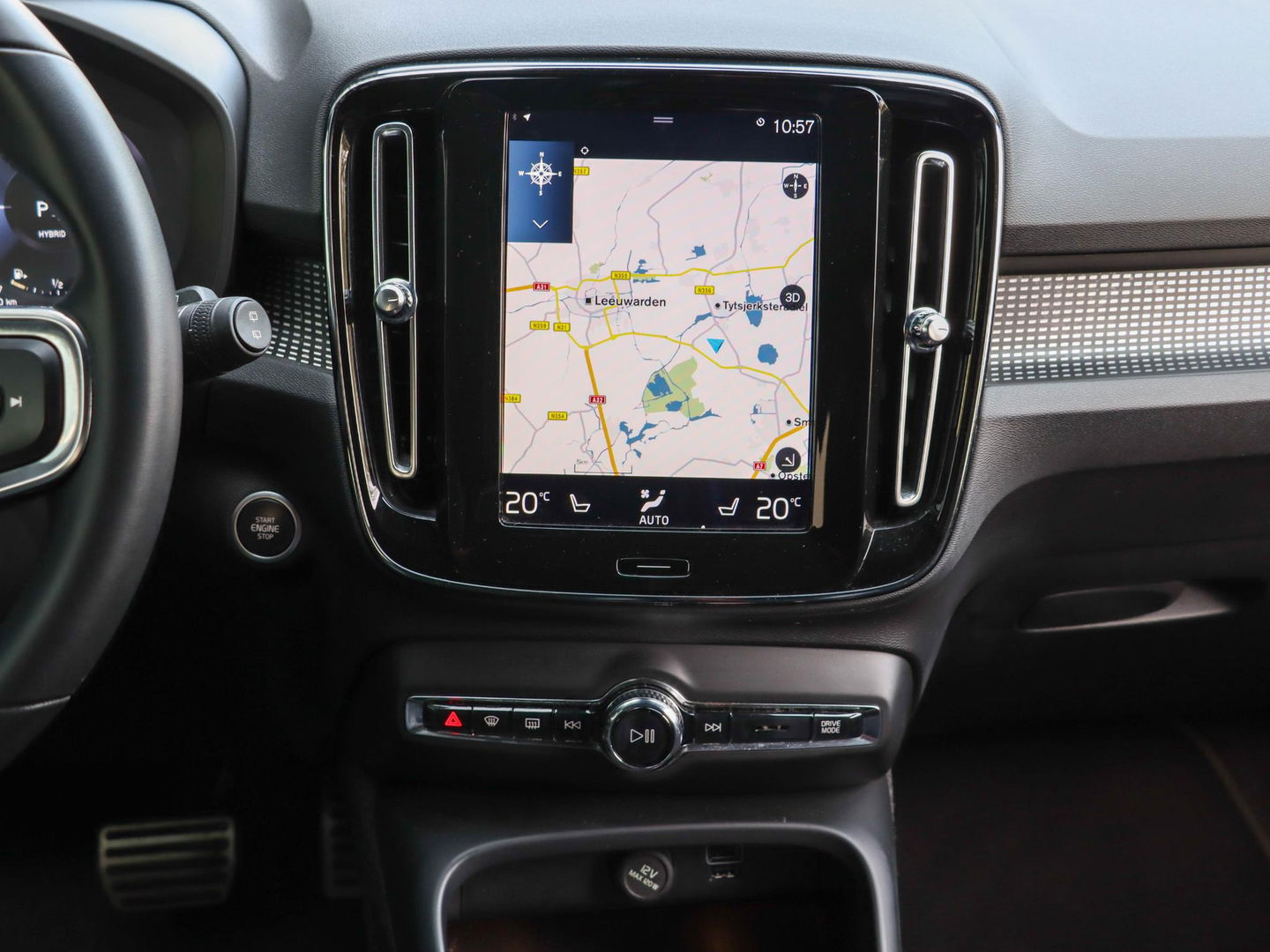 Volvo XC40 T4 Recharge R-Design 211PK Leder/Alcantara Camera ACC TwoTone lak