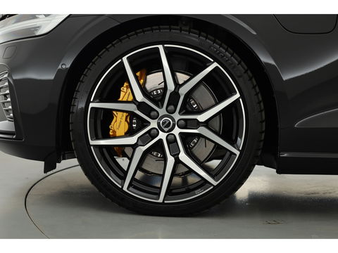 Volvo S60 T8 Polestar Engineered |Öhlins | Pano | HUD | Bowers & Wilkins | 360cam | Pilot Assist