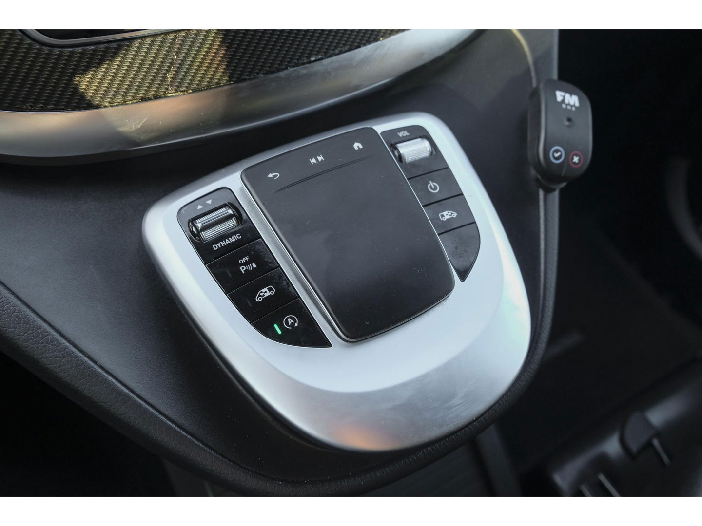 Mercedes-Benz V-Klasse V300d AMG 240pk Extra Lang XL Burmester Elektrische schuifdeuren Trekhaak Night pakket Black Edition