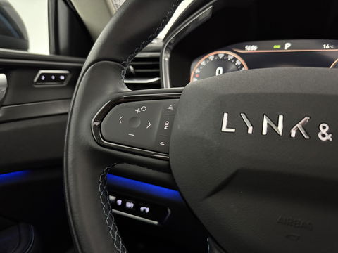 Lynk Co 01 1.5 | Pano | Virtual | Sfeerverl. | Memory | Camera | Carplay | Keyless | Adaptive Cruise