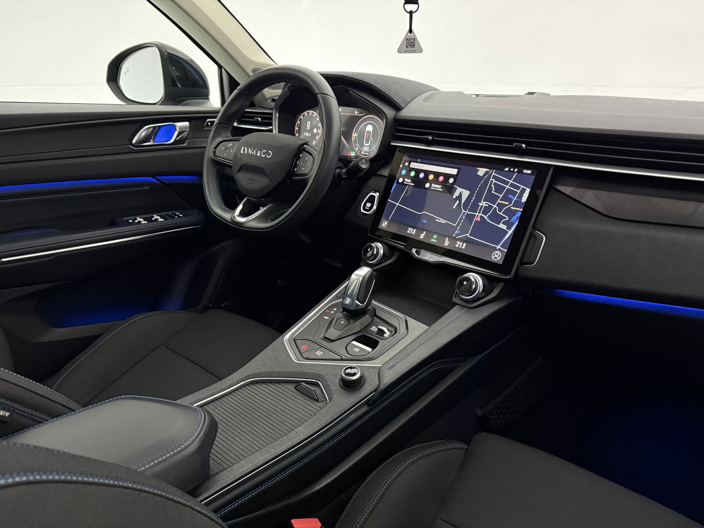 Lynk Co 01 1.5 | Pano | Virtual | Sfeerverl. | Memory | Camera | Carplay | Keyless | Adaptive Cruise