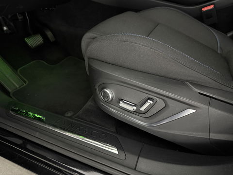 Lynk Co 01 1.5 | Pano | Virtual | Sfeerverl. | Memory | Camera | Carplay | Keyless | Adaptive Cruise