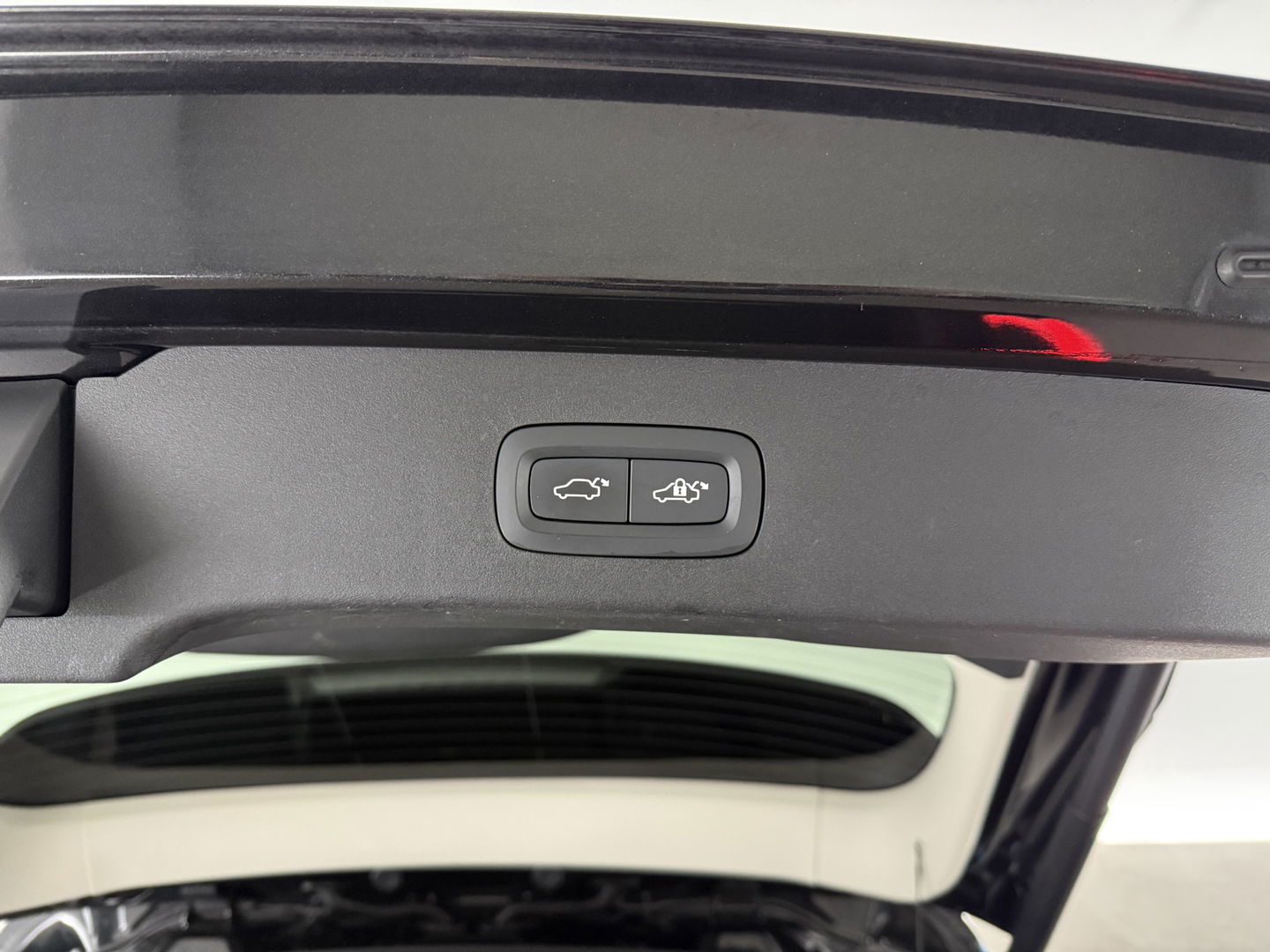 Lynk Co 01 1.5 | Pano | Virtual | Sfeerverl. | Memory | Camera | Carplay | Keyless | Adaptive Cruise