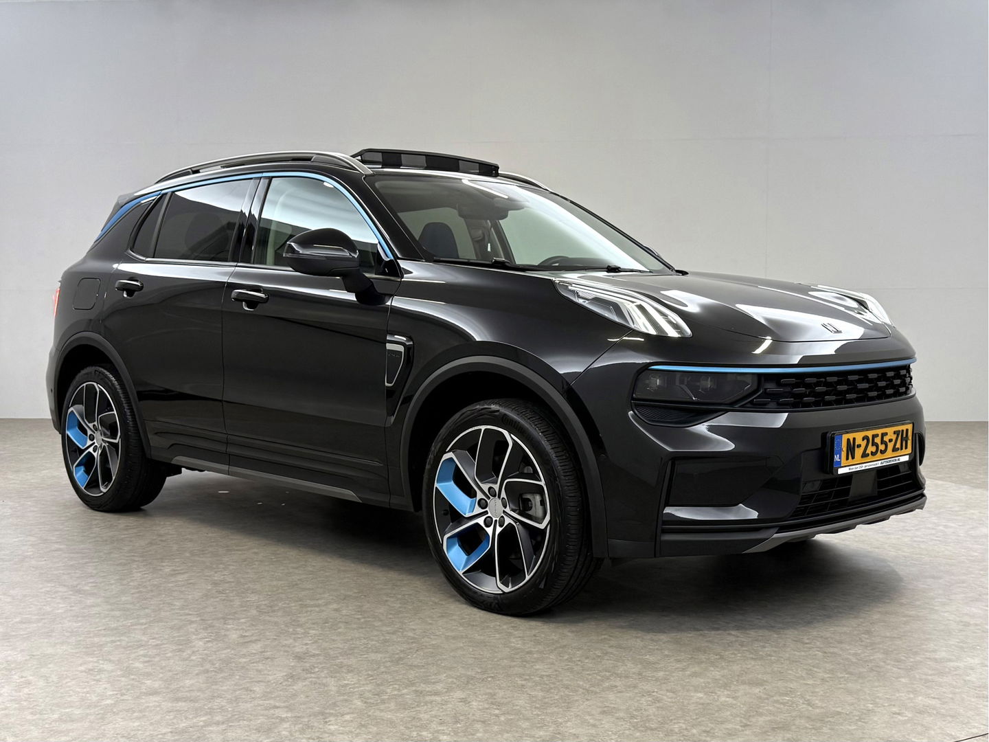 Lynk Co 01 1.5 | Pano | Virtual | Sfeerverl. | Memory | Camera | Carplay | Keyless | Adaptive Cruise