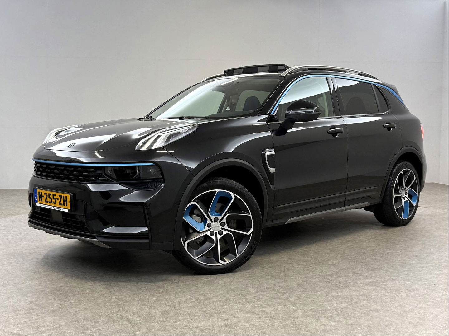 Lynk Co 01 1.5 | Pano | Virtual | Sfeerverl. | Memory | Camera | Carplay | Keyless | Adaptive Cruise