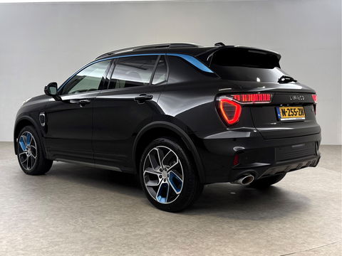 Lynk Co 01 1.5 | Pano | Virtual | Sfeerverl. | Memory | Camera | Carplay | Keyless | Adaptive Cruise