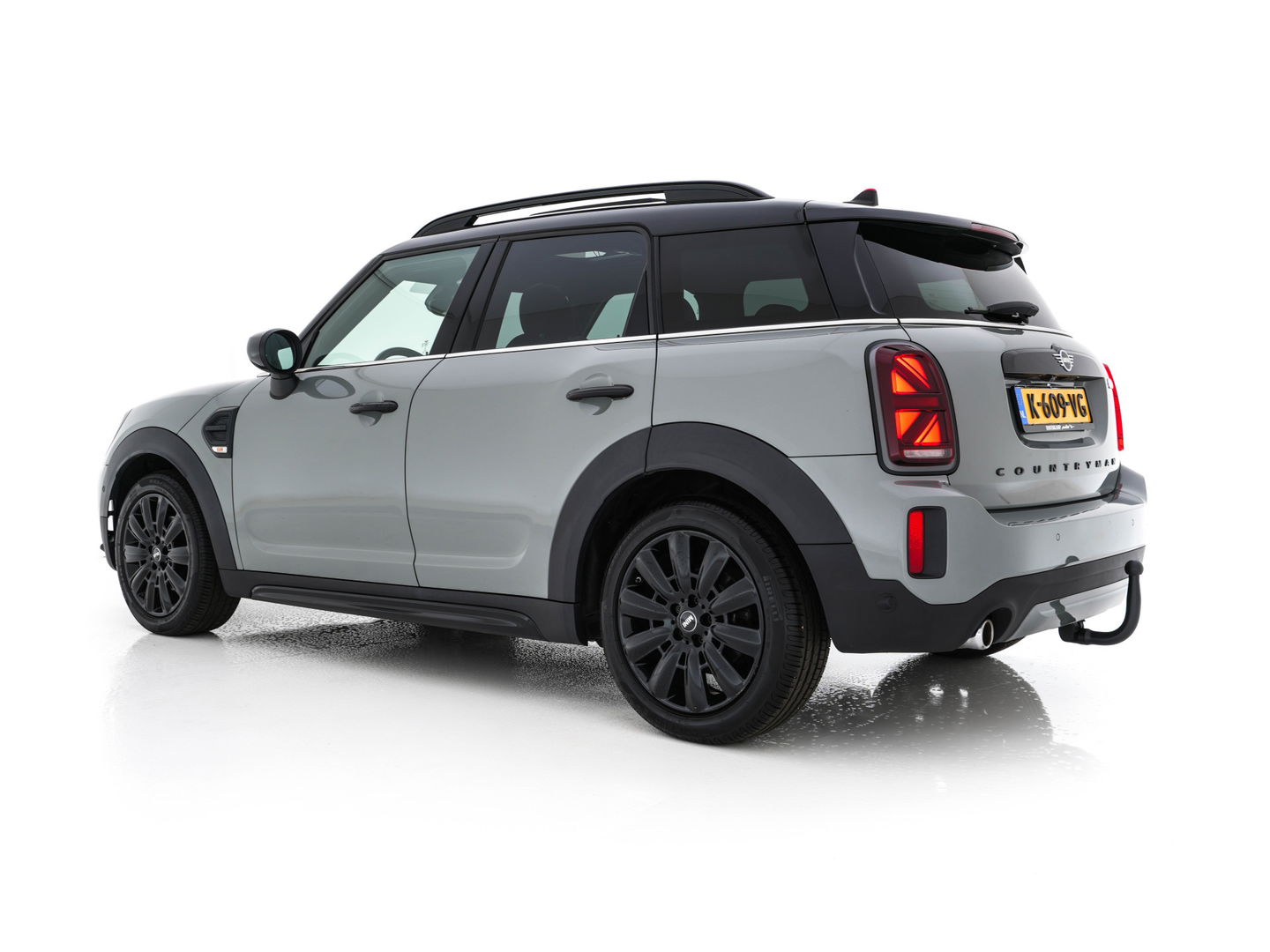 MINI Countryman 1.5 Cooper Boardwalk Edition (INCL-BTW) Aut. *PANO | HEAD-UP | ADAPTIVE-CRUISE | LUXURY-LEATHER | FULL-LED | HARMAN/KARDON | CAMERA | KEYLESS | HEATED-SPORTSEATS | AMBIENT-LIGHT | DAB+ | NAVI-FULLMAP | ECC | PDC | DIGI-C