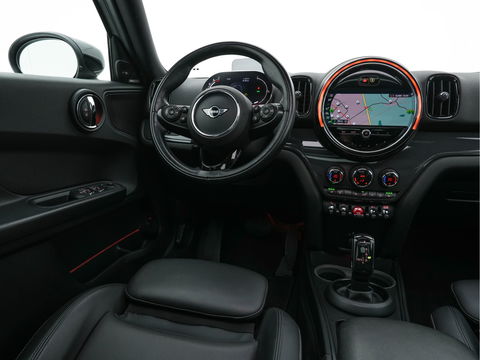 MINI Countryman 1.5 Cooper Boardwalk Edition (INCL-BTW) Aut. *PANO | HEAD-UP | ADAPTIVE-CRUISE | LUXURY-LEATHER | FULL-LED | HARMAN/KARDON | CAMERA | KEYLESS | HEATED-SPORTSEATS | AMBIENT-LIGHT | DAB+ | NAVI-FULLMAP | ECC | PDC | DIGI-C