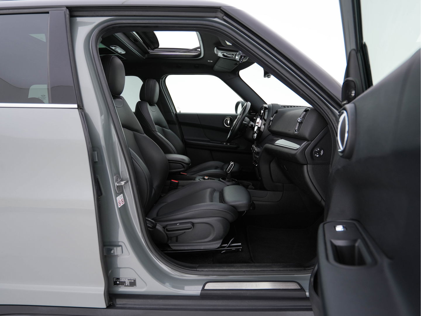 MINI Countryman 1.5 Cooper Boardwalk Edition (INCL-BTW) Aut. *PANO | HEAD-UP | ADAPTIVE-CRUISE | LUXURY-LEATHER | FULL-LED | HARMAN/KARDON | CAMERA | KEYLESS | HEATED-SPORTSEATS | AMBIENT-LIGHT | DAB+ | NAVI-FULLMAP | ECC | PDC | DIGI-C