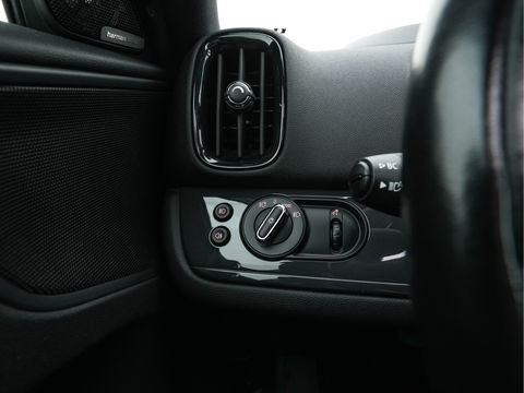 MINI Countryman 1.5 Cooper Boardwalk Edition (INCL-BTW) Aut. *PANO | HEAD-UP | ADAPTIVE-CRUISE | LUXURY-LEATHER | FULL-LED | HARMAN/KARDON | CAMERA | KEYLESS | HEATED-SPORTSEATS | AMBIENT-LIGHT | DAB+ | NAVI-FULLMAP | ECC | PDC | DIGI-C