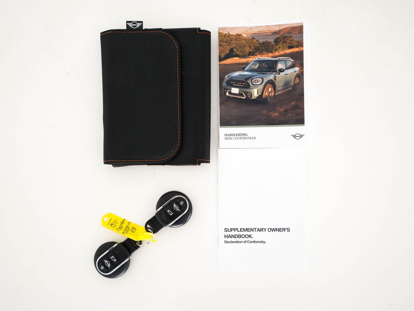 MINI Countryman 1.5 Cooper Boardwalk Edition (INCL-BTW) Aut. *PANO | HEAD-UP | ADAPTIVE-CRUISE | LUXURY-LEATHER | FULL-LED | HARMAN/KARDON | CAMERA | KEYLESS | HEATED-SPORTSEATS | AMBIENT-LIGHT | DAB+ | NAVI-FULLMAP | ECC | PDC | DIGI-C