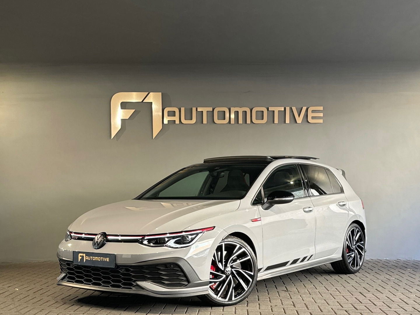 Volkswagen Golf 2.0 TSI GTI Clubsport Pano|IQ|Sfeer|Camera
