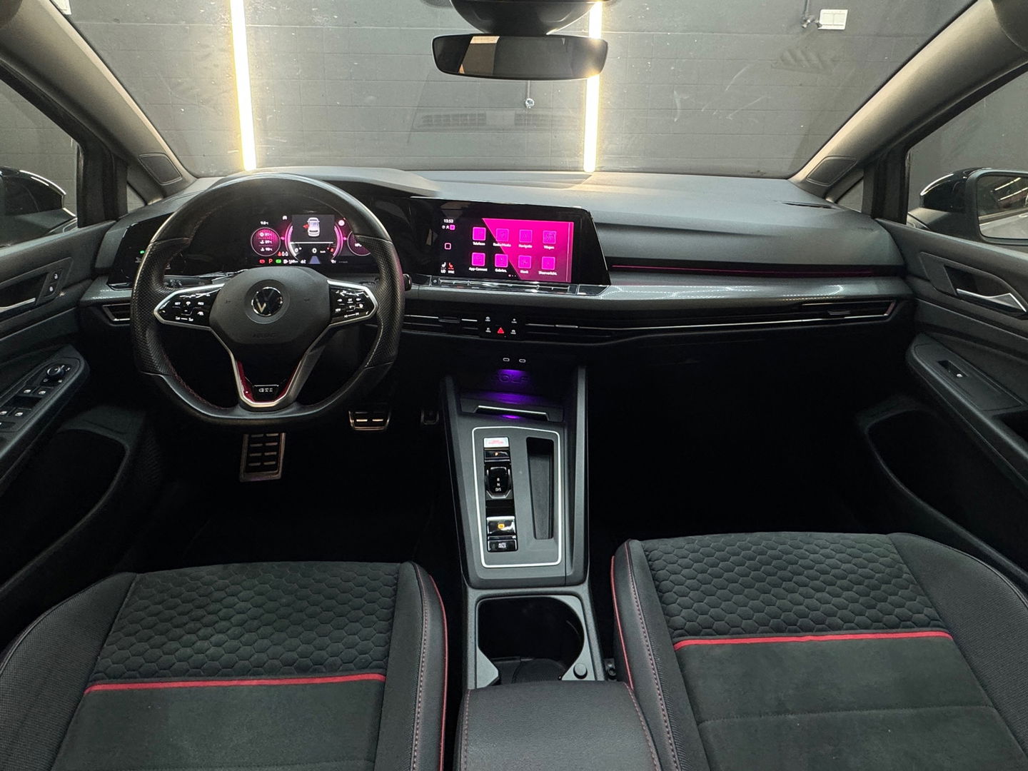 Volkswagen Golf 2.0 TSI GTI Clubsport Pano|IQ|Sfeer|Camera