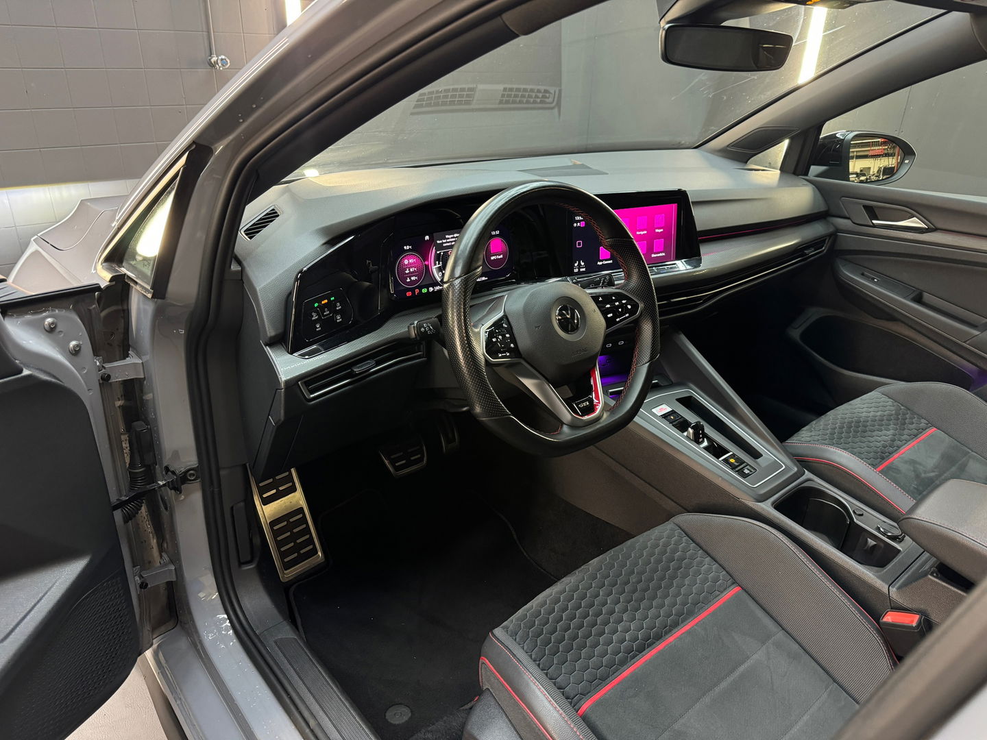 Volkswagen Golf 2.0 TSI GTI Clubsport Pano|IQ|Sfeer|Camera