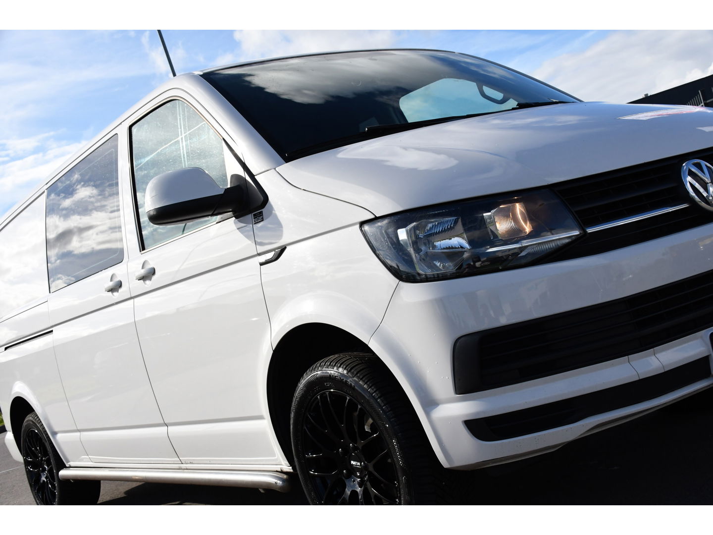 Volkswagen Transporter 2.0 TDI L2H1 DC PB Edition Carplay, Trekhaak, Airco, 150pk, Multimedia, Euro 6,Uniek!