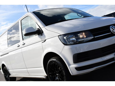 Volkswagen Transporter 2.0 TDI L2H1 DC PB Edition Carplay, Trekhaak, Airco, 150pk, Multimedia, Euro 6,Uniek!