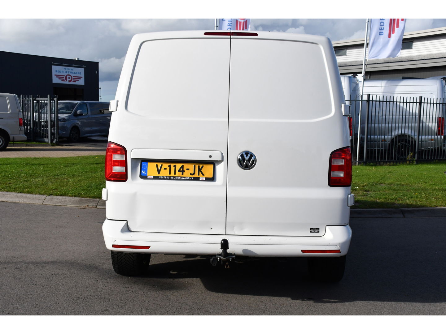 Volkswagen Transporter 2.0 TDI L2H1 DC PB Edition Carplay, Trekhaak, Airco, 150pk, Multimedia, Euro 6,Uniek!
