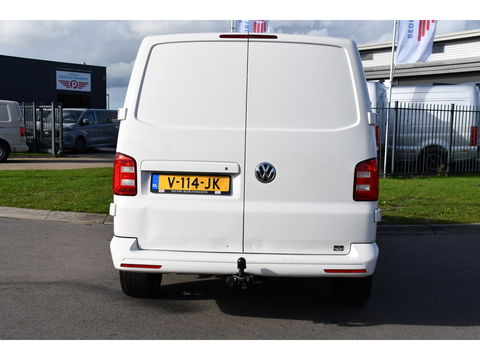 Volkswagen Transporter 2.0 TDI L2H1 DC PB Edition Carplay, Trekhaak, Airco, 150pk, Multimedia, Euro 6,Uniek!