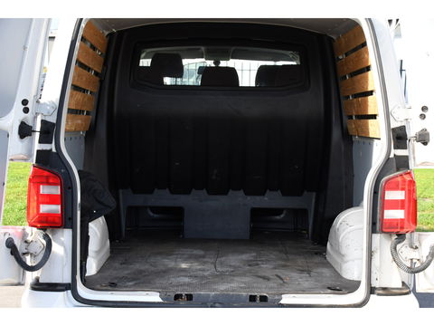 Volkswagen Transporter 2.0 TDI L2H1 DC PB Edition Carplay, Trekhaak, Airco, 150pk, Multimedia, Euro 6,Uniek!