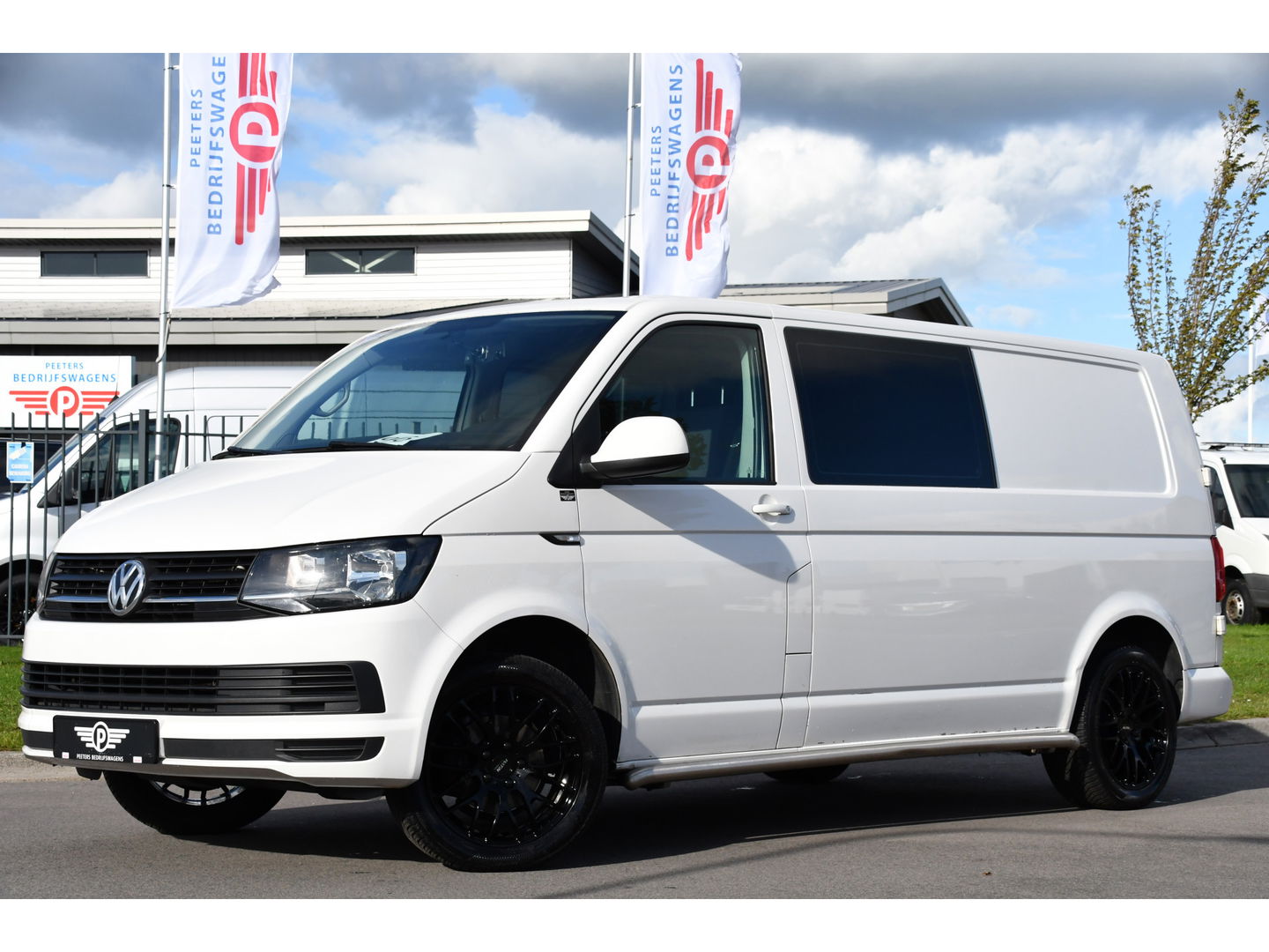 Volkswagen Transporter 2.0 TDI L2H1 DC PB Edition Carplay, Trekhaak, Airco, 150pk, Multimedia, Euro 6,Uniek!