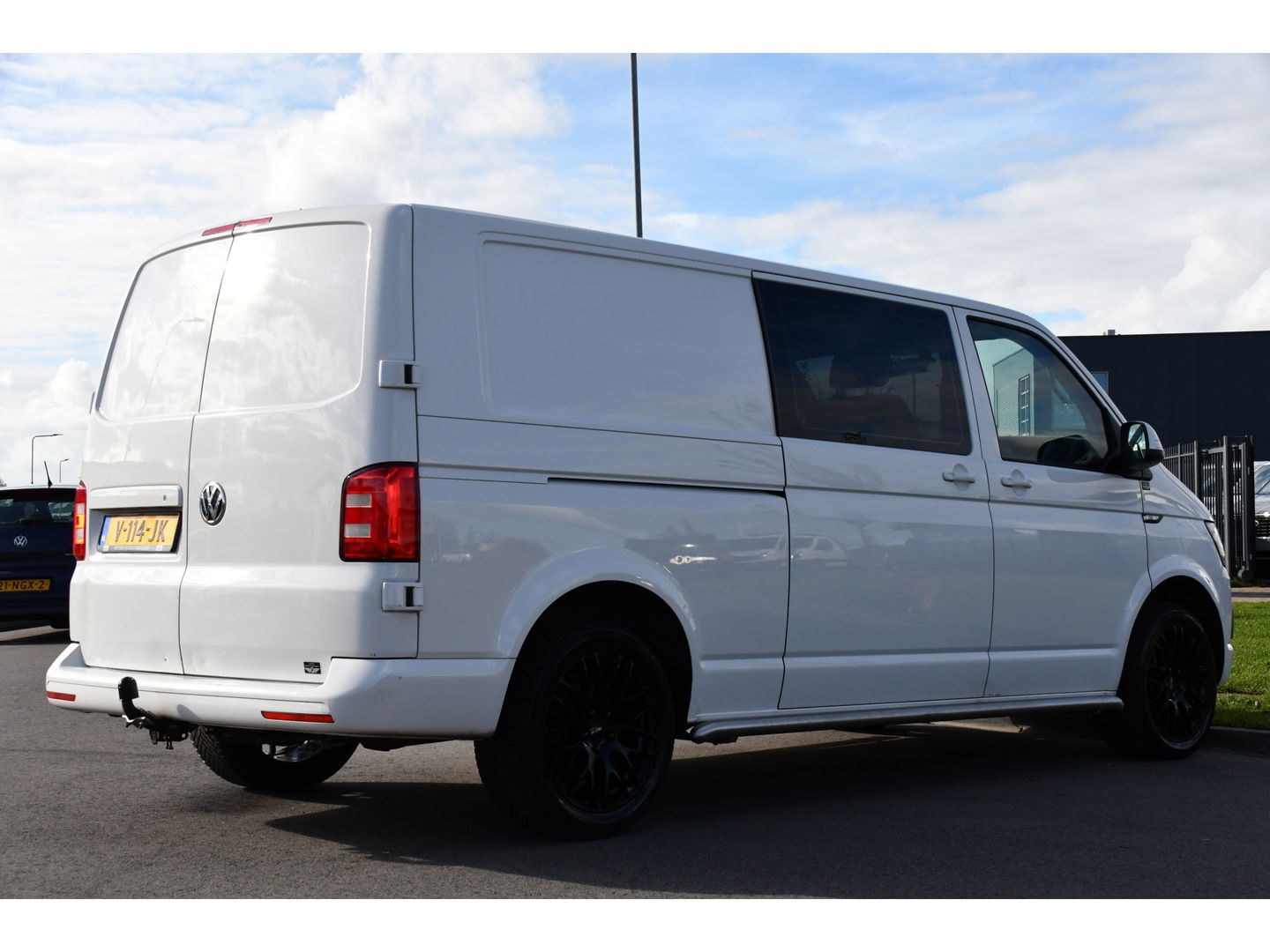 Volkswagen Transporter 2.0 TDI L2H1 DC PB Edition Carplay, Trekhaak, Airco, 150pk, Multimedia, Euro 6,Uniek!