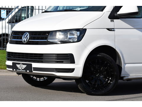 Volkswagen Transporter 2.0 TDI L2H1 DC PB Edition Carplay, Trekhaak, Airco, 150pk, Multimedia, Euro 6,Uniek!