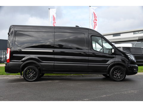 Ford Transit 350 2.0 TDCI L3H2 RWD Black Edition Adaptieve Cruise, Camera, 3500kg Trekhaak, 2 x Schuifdeur, Carplay, Xenon, 165pk, Automaat, Uniek!