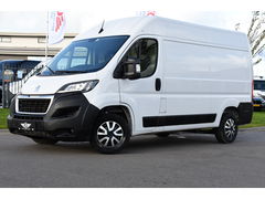 Peugeot Boxer 2.2 BlueHDi 120 L2H2 Premium Cruise, NAVI, Sensoren, Trekhaak, Multimedia, 120pk, Uniek!