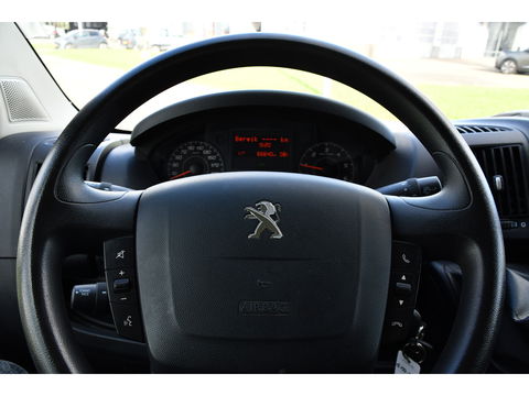 Peugeot Boxer 2.2 BlueHDi 120 L2H2 Premium Cruise, NAVI, Sensoren, Trekhaak, Multimedia, 120pk, Uniek!