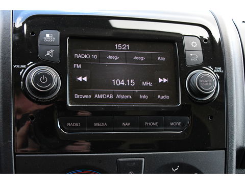 Peugeot Boxer 2.2 BlueHDi 120 L2H2 Premium Cruise, NAVI, Sensoren, Trekhaak, Multimedia, 120pk, Uniek!