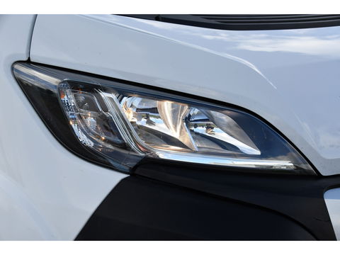 Peugeot Boxer 2.2 BlueHDi 120 L2H2 Premium Cruise, NAVI, Sensoren, Trekhaak, Multimedia, 120pk, Uniek!