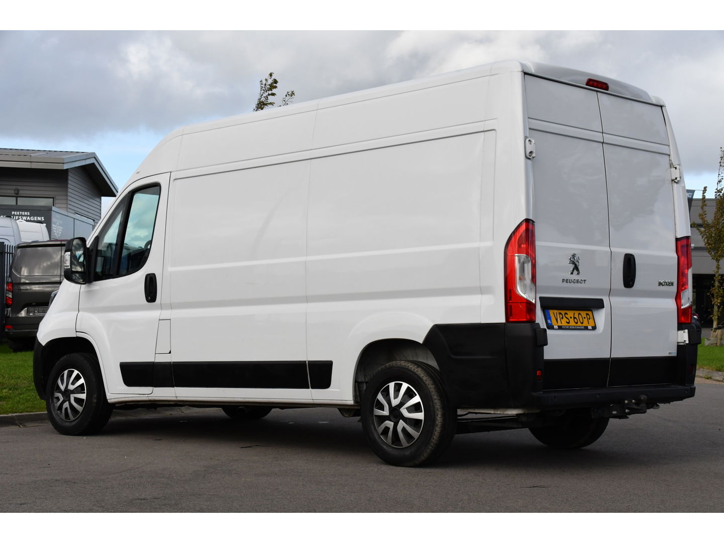 Peugeot Boxer 2.2 BlueHDi 120 L2H2 Premium Cruise, NAVI, Sensoren, Trekhaak, Multimedia, 120pk, Uniek!