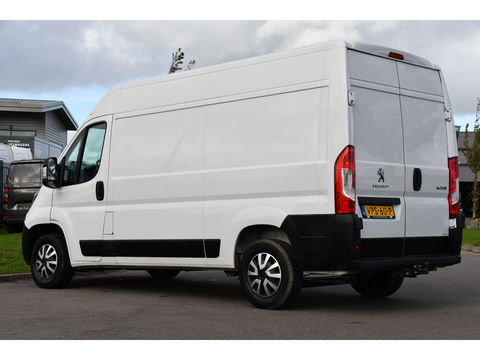 Peugeot Boxer 2.2 BlueHDi 120 L2H2 Premium Cruise, NAVI, Sensoren, Trekhaak, Multimedia, 120pk, Uniek!